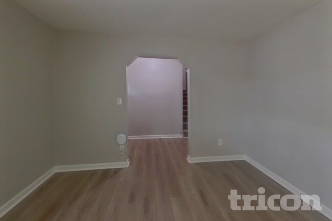 Building Photo - 3060 Orbit Cir