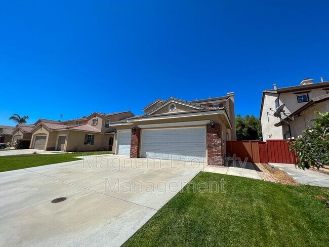 Foto del edificio - 26641 Peachwood Dr