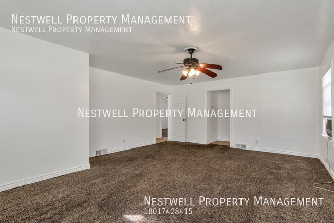 Building Photo - $250 OFF 1ST MONTH'S RENT - Cute 3-bed Hom...