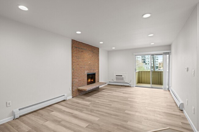 Foto del edificio - Newly Renovated Condo!