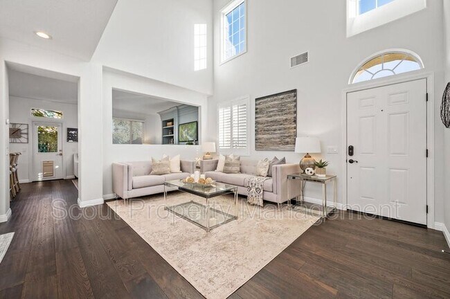 Building Photo - 4350 Milano Way
