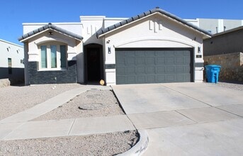 Building Photo - 163 Via Rojas Dr