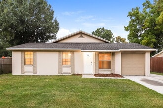 Building Photo - 3511 Breezewood Dr Building Photo - 3511 Breezewood Dr