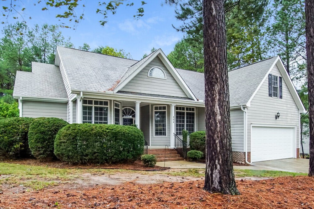 Primary Photo - 604 Beautyberry Ln