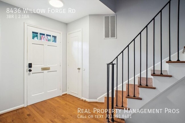 Foto del edificio - 8436 Willow Forge Rd