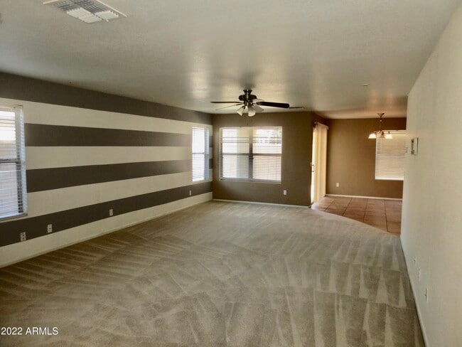 Building Photo - 2123 S Luther