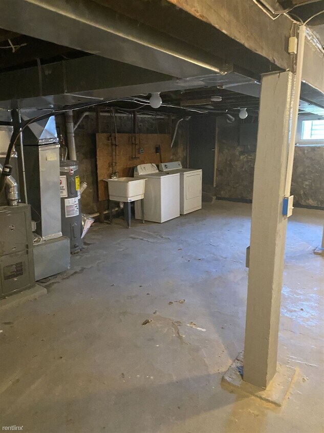 Building Photo - 3 br, 1 bath House - 3403 Liberty Heights Ave