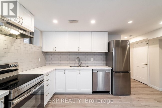 Building Photo - 38 Busato Dr