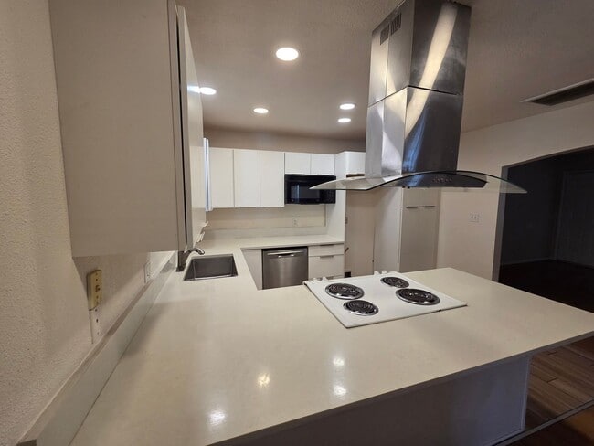 Building Photo - Beautiful 4 bed - 2 bath in Mesa!
