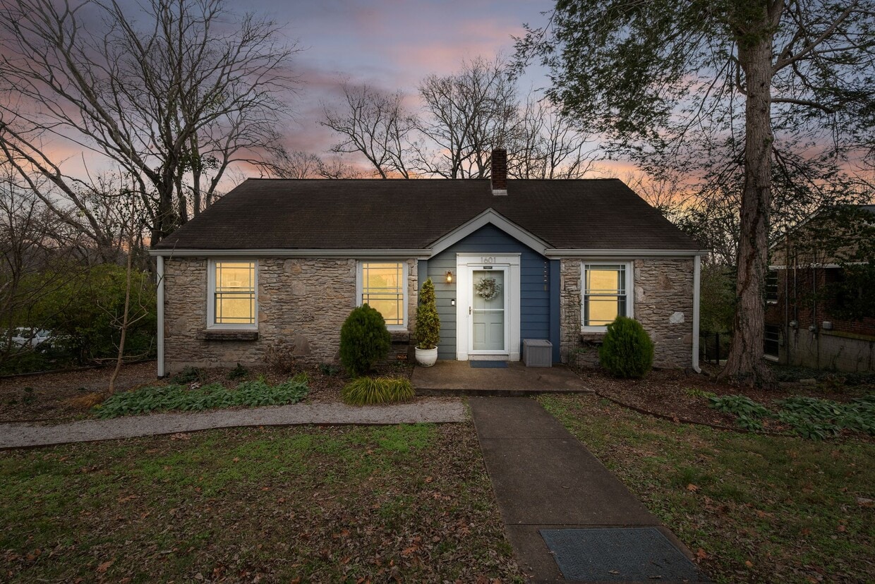 Foto principal - 1601 Golf St