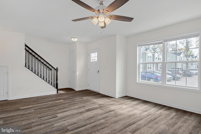 Foto del edificio - 415 Hadley Ln