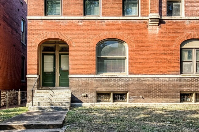 Building Photo - 3805 Shenandoah Ave