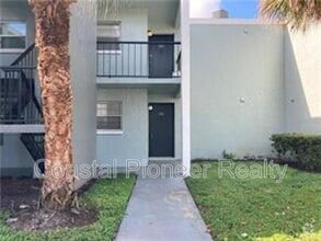 Building Photo - 2840 Somerset Park Dr