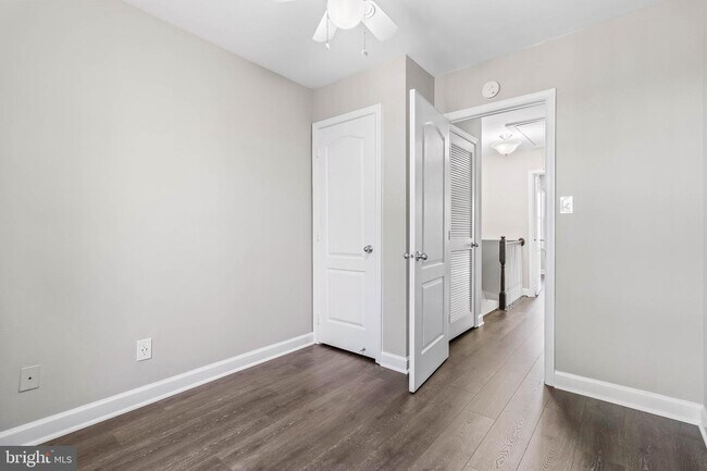 Building Photo - 3842 Chesterwood Dr