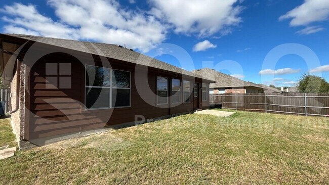 Foto del edificio - 4206 Ridgewood Rd