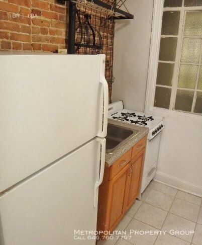 Building Photo - Upper East Side - Renovated One Bedroom