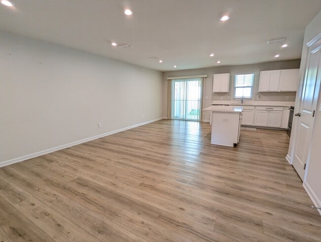 Foto del edificio - 163 Sarnesfield Wy