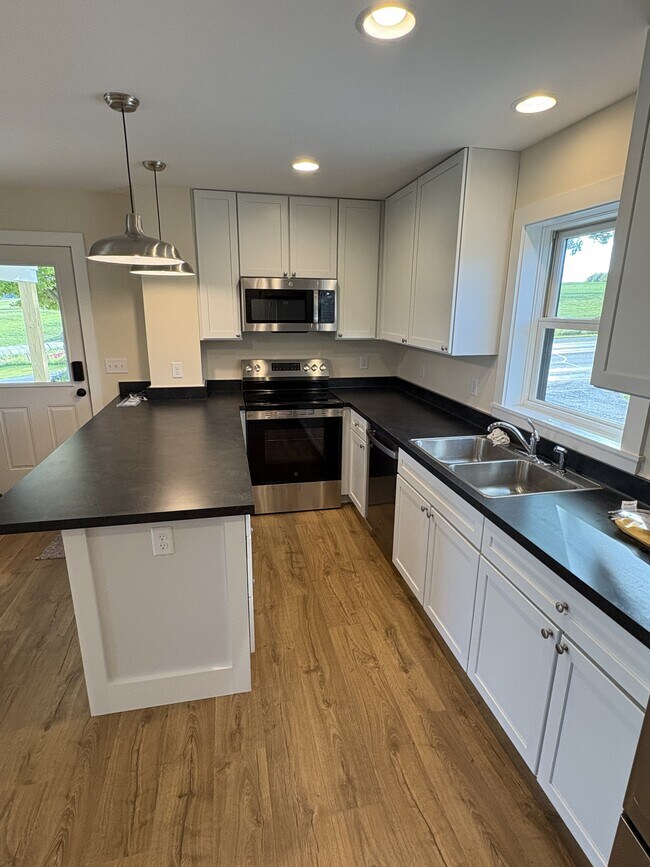Kitchen - 5772 Ethan Allen Hwy