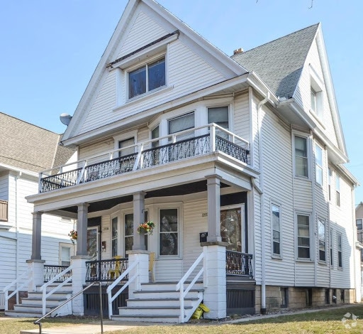 Building Photo - 2956 -2958 North Cramer Street