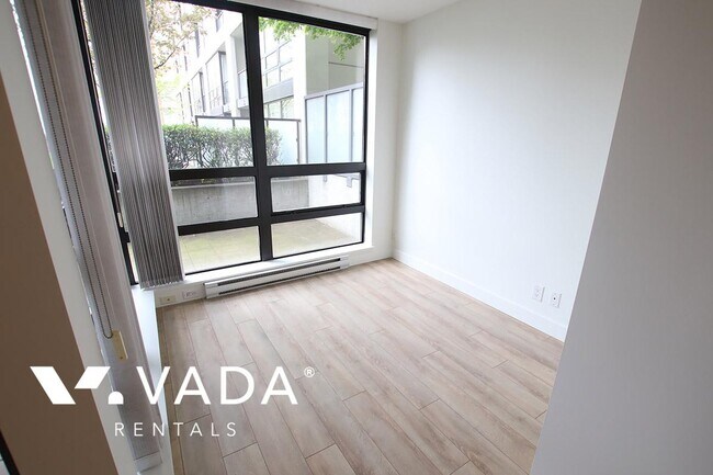 Photo du bâtiment - Electric Avenue Studio For Rent 1113-933 H...