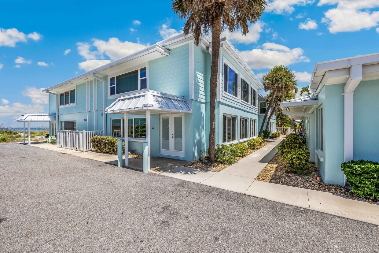 Primary Photo - 320 Gulf Blvd