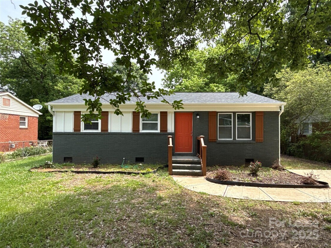 Foto principal - 4912 Winchester St