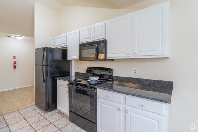 3HAB, 2BA - 1165 ft² - Cocina - Upland Village Apartments