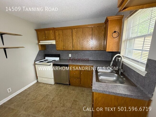 Foto del edificio - 14509 Tanning Rd