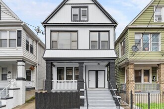 Building Photo - 64 Bostwick Ave