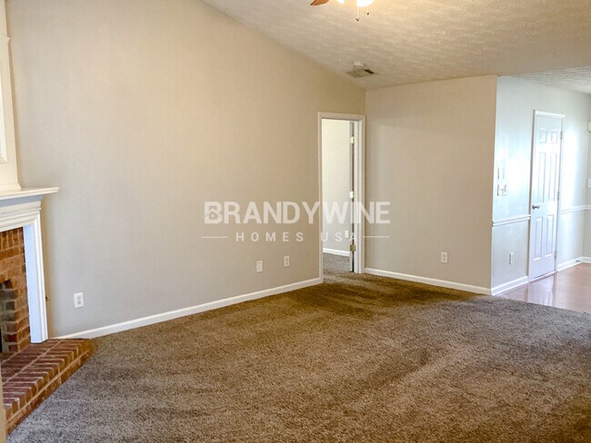 Building Photo - COMING SOON!!!! $5 APP FEES!!