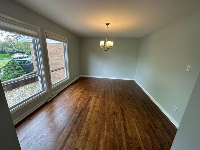 Foto del edificio - Fantastic Location!  Single-family house close to Upper Arlington and Riverside Hospital