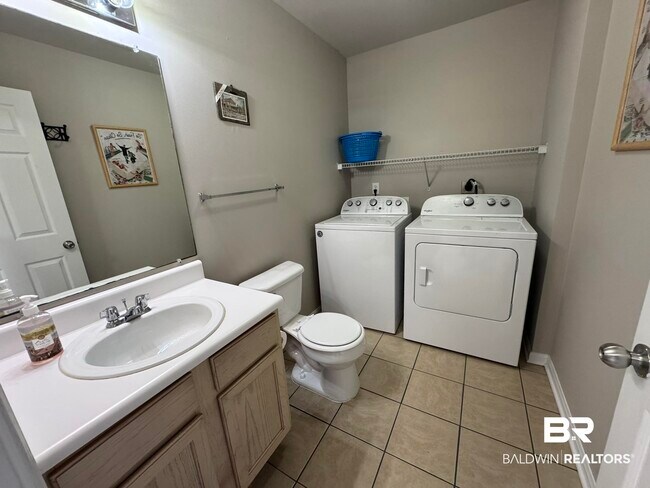Foto del edificio - 1517 Regency Rd