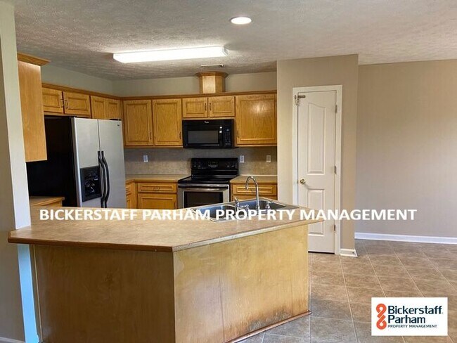 Building Photo - Beautiful Home In Maple Trace Subdivision!