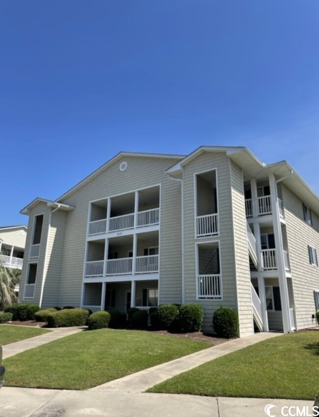 Building Photo - 213 Waterway Dr