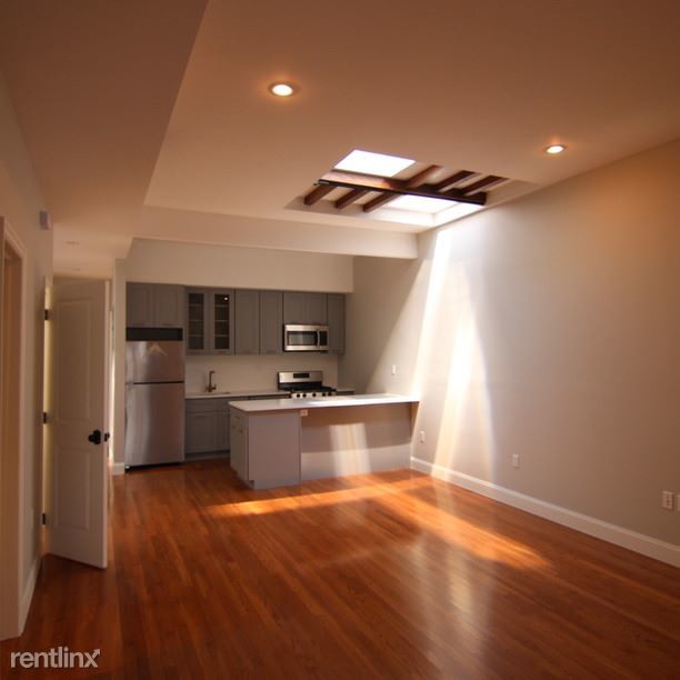 Foto principal - 6156 Gates Ave