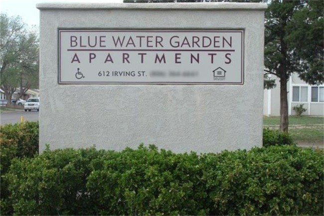 Building Photo - 612 N Irving St