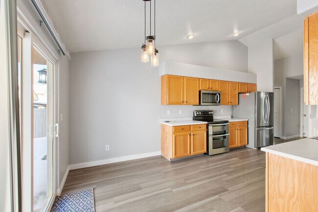 Foto del edificio - 3 Bedroom Ranch in Johnstown