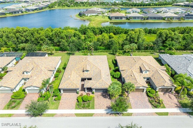 Building Photo - 7638 Jacaranda Ln