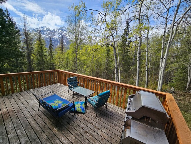 Foto del edificio - Nestled in beautiful Alaskan Wilderness