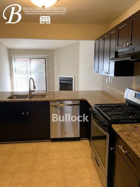 Foto del edificio - 1200 Oakplace Dr SW