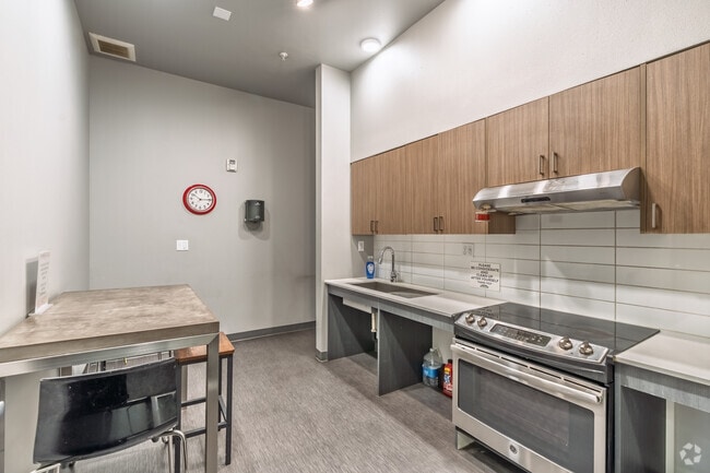 Community Kitchen - NOVO Seattle