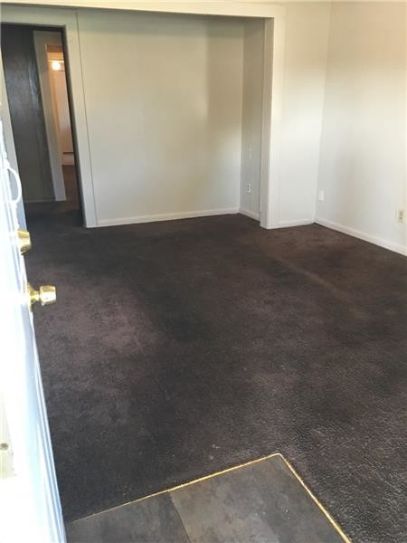 Primary Photo - 124 SE 38th St