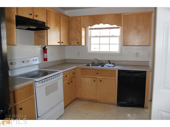 Building Photo - 2445 Brantley Way