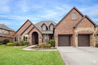 Building Photo - 18511 Arlan Lake Dr
