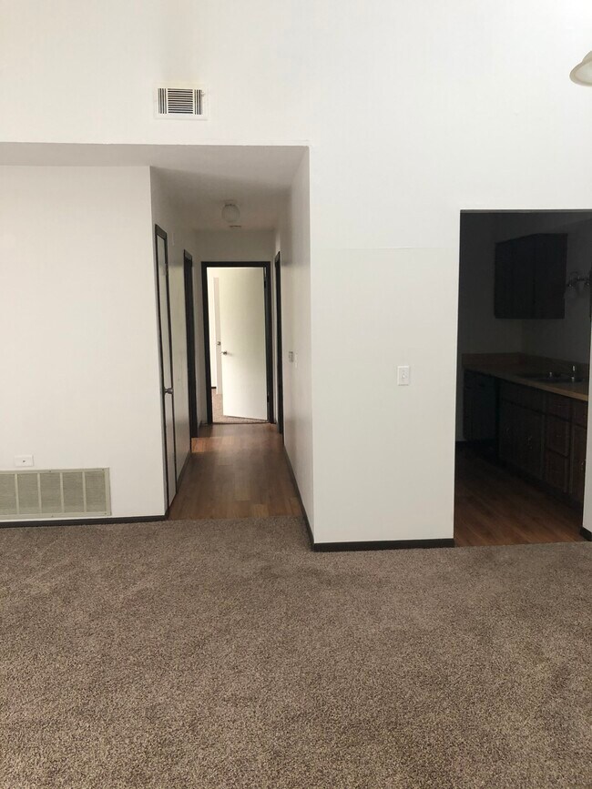 Foto del edificio - 2815 Tanglefoot Ln