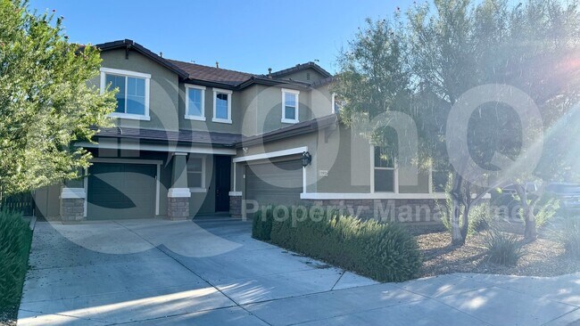 Foto del edificio - 12025 W Overlin Ln