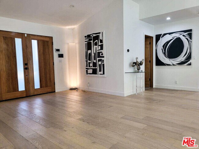 Foto del edificio - 17227 Benner Pl