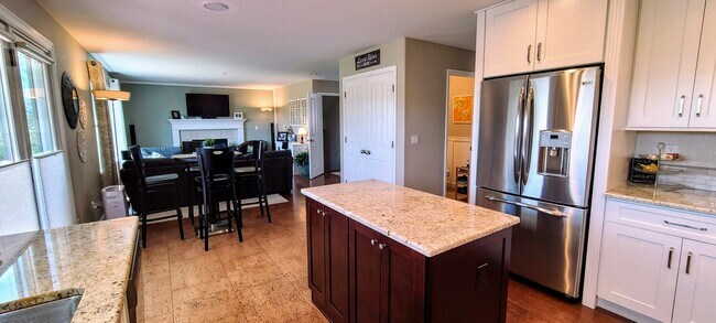 Building Photo - 3465 Castle Peak Ave