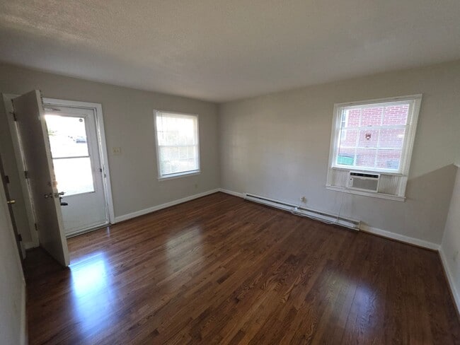 Foto del edificio - 2921 Coronet Way