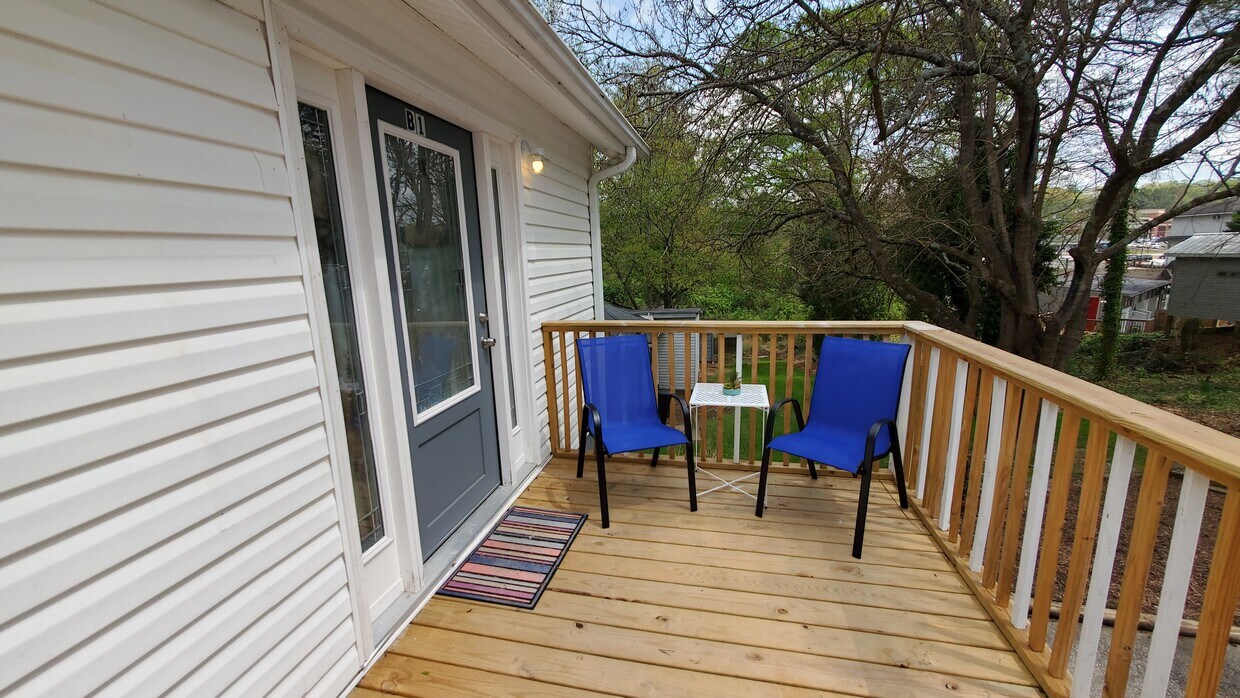 191 Thurston Dr NW Unit Retro Studio, Gainesville, GA 30501